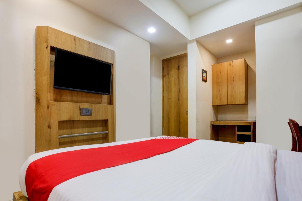Oyo 81549 Hotel Elegance Nx Mumbai Bagian luar foto